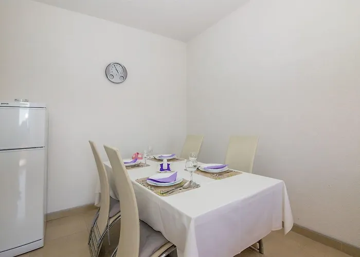 Apartment Galic *