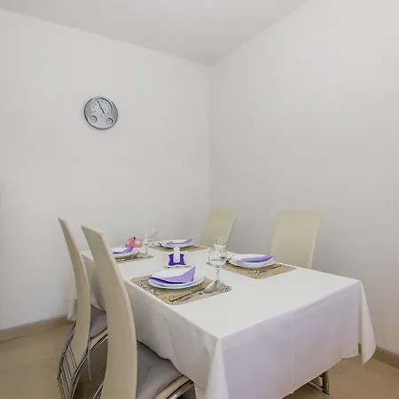 Apartment Galic *